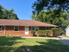 Building Photo - 1813 Battleground Dr