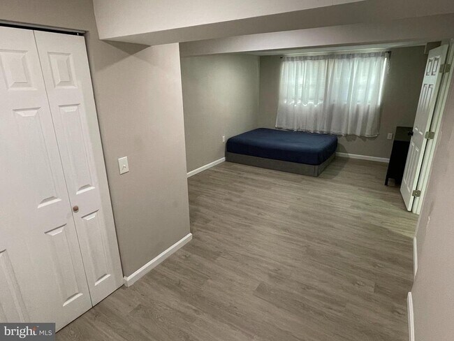 Foto del edificio - 6919 Bugledrum Way