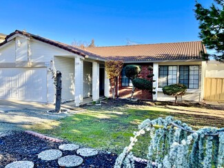 Building Photo - 3520 Pleasant Knl Dr