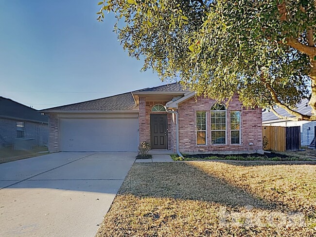 Foto del edificio - 413 Rustic Grove Ln