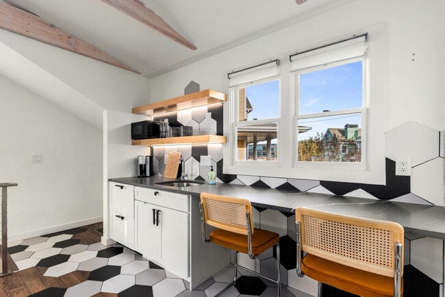 Foto del edificio - 71 Randolph St NE