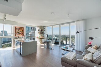 Building Photo - 1080 Brickell Ave