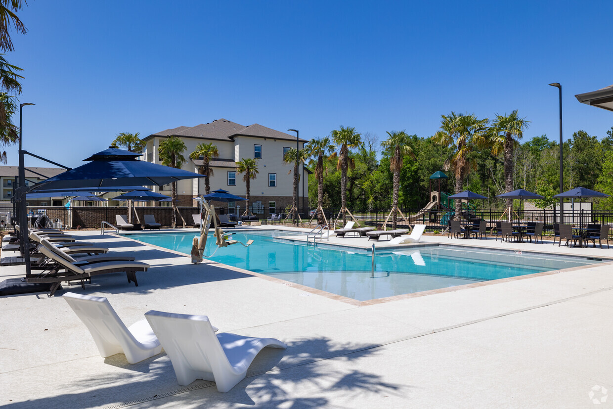 PISCINA ESTILO CENTRO TURÍSTICO - Beau Chene Lake Charles