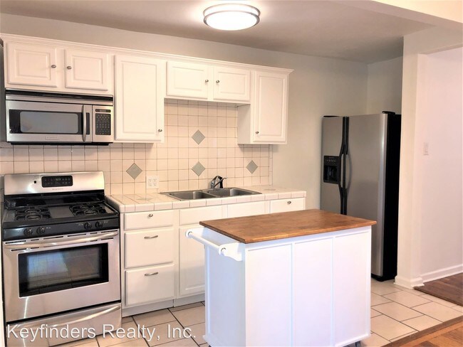 Foto del edificio - 2 br, 2 bath House - 4264 Oxford Ave. #2