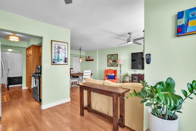 Foto del edificio - 531 N Ocean Blvd