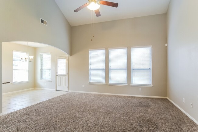 Foto del edificio - 22550 Stillwater Valley Ln