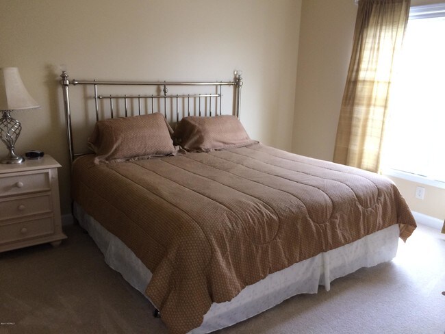 Foto del edificio - 8855 Radcliff Dr NW