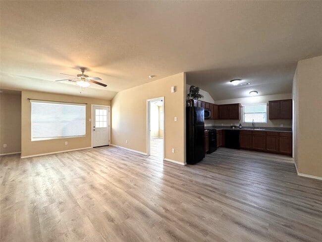 Building Photo - 822 Katydid Ct