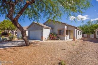 Building Photo - 2385 W Monet Way