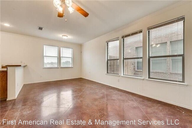 Building Photo - 8400-8402 Jay St