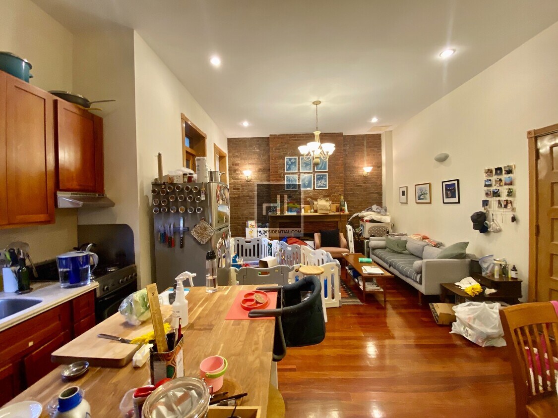 Primary Photo - 863 CARROLL STREET 1B