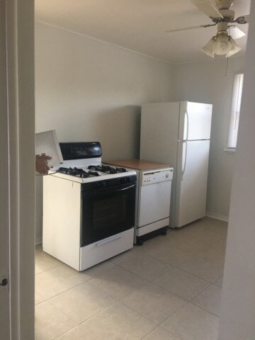 Foto del edificio - 4126 N Oketo Ave