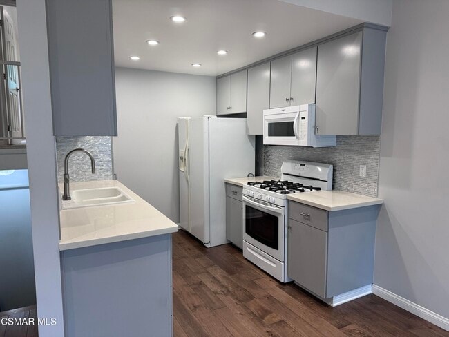 Building Photo - 1373 Ramona Dr