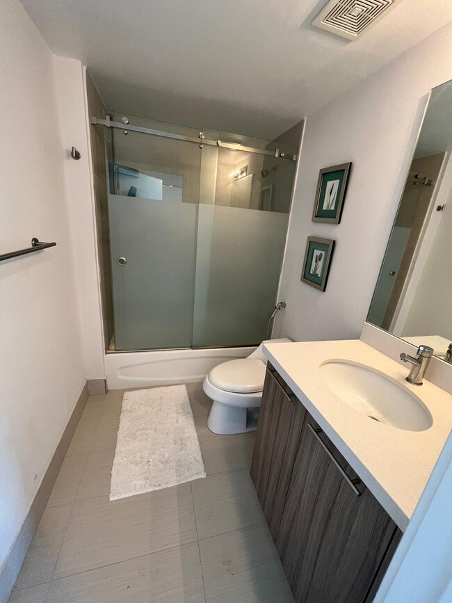 bathroom - 6700 Indian Creek Dr