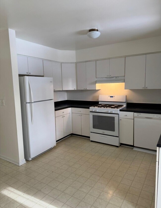 Foto del edificio - 33736 Hathaway