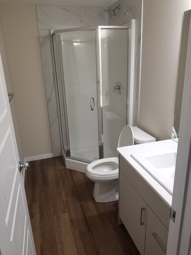 Building Photo - 17816 73 St NW