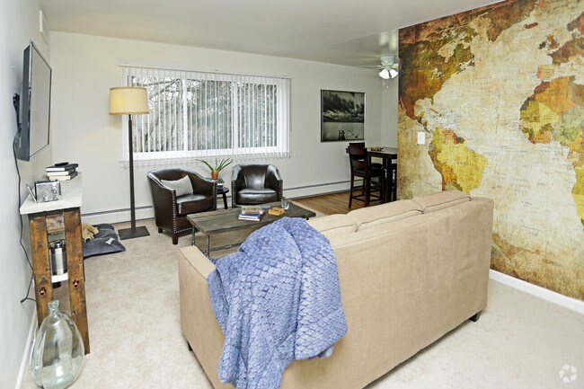 1HAB, 1BA - 750 ft² - Sala de estar - Forest Ridge Apartments