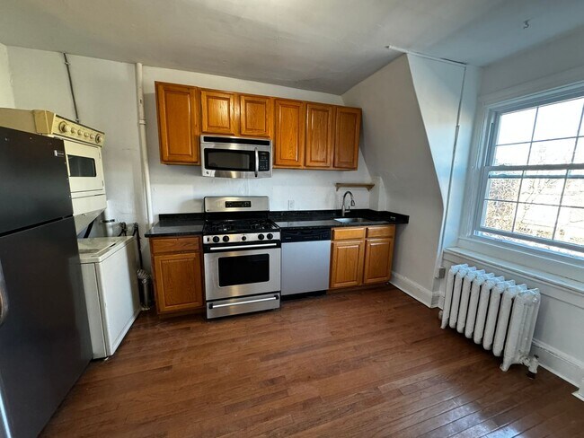 Foto del edificio - Serene Splendor in Mt. Pleasant: Stylish 1BR, 1BA Haven