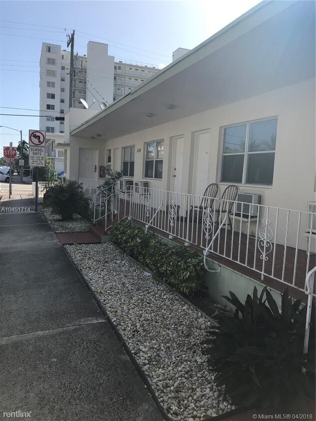 Studio, 1 bath - 600 79th St - Studio, 1 bath  - 600 79th St