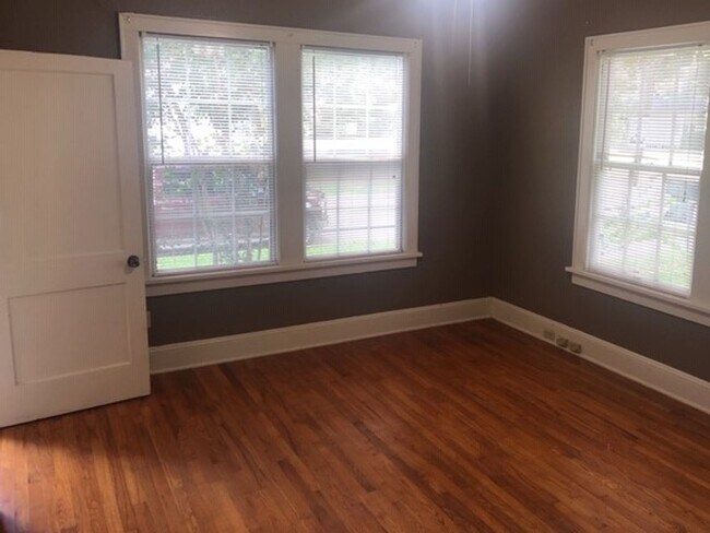 Foto del edificio - Southern Charm at its best!