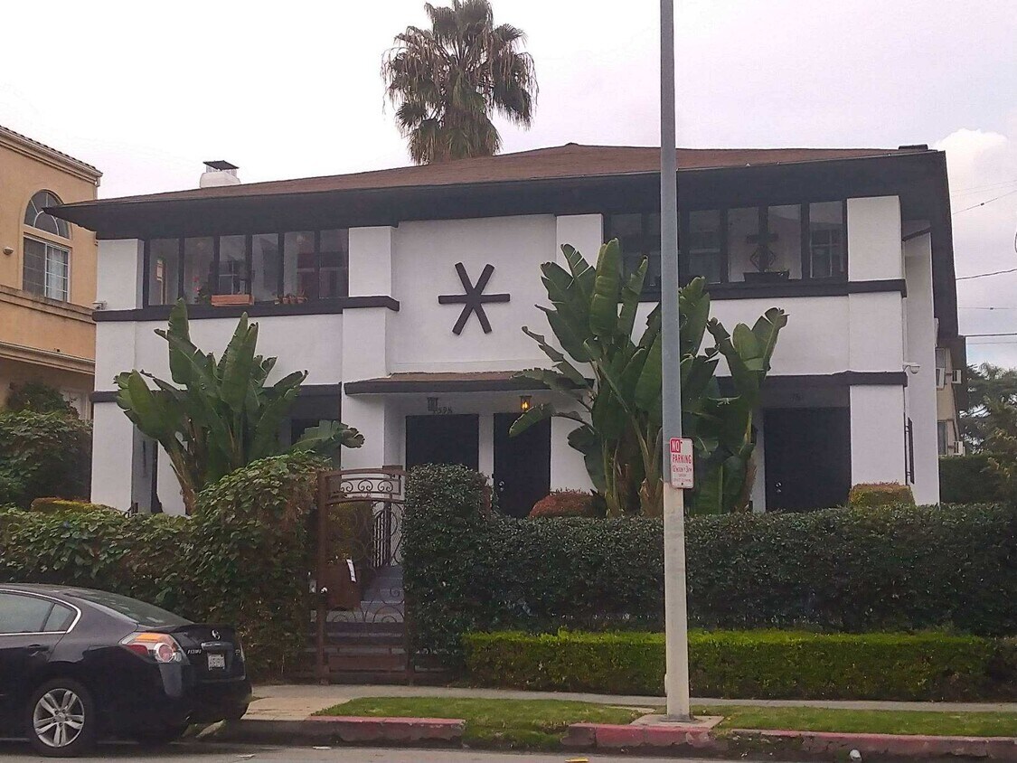 759 Wilcox Ave, Los Angeles, CA 90038 Apartments in Los Angeles, CA