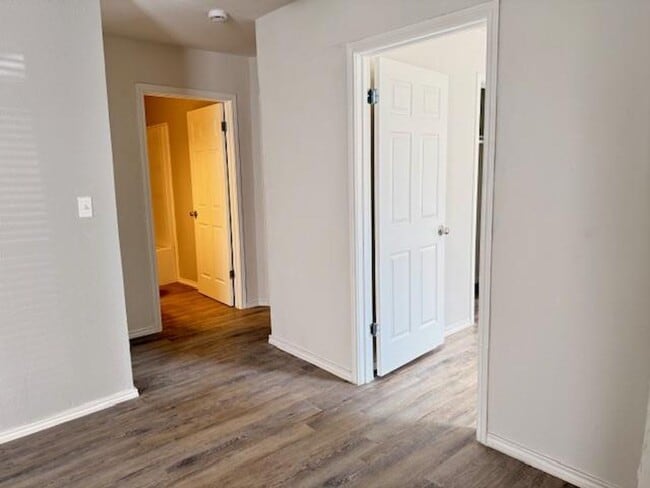 Building Photo - Two Homes / One Lot / Versatile Uses / Rem...