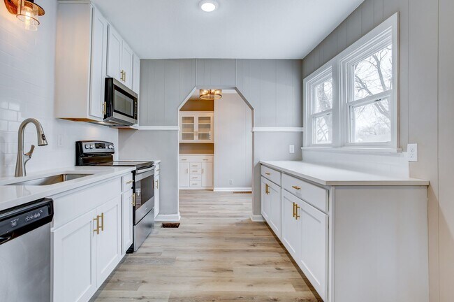 Foto del edificio - Updated 2 Bed, 1 Bath