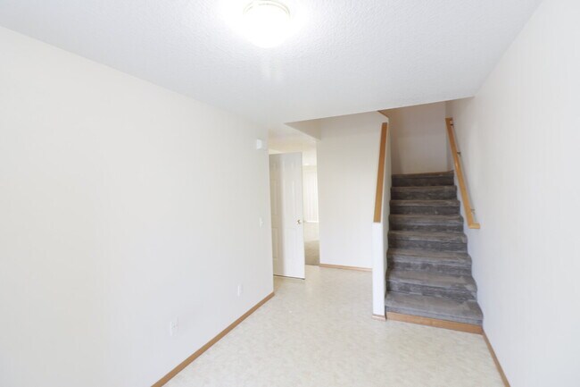 Foto del edificio - 3 Bedroom 2.5 Bathroom  Townhome