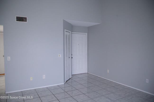 Building Photo - 7330 US-1