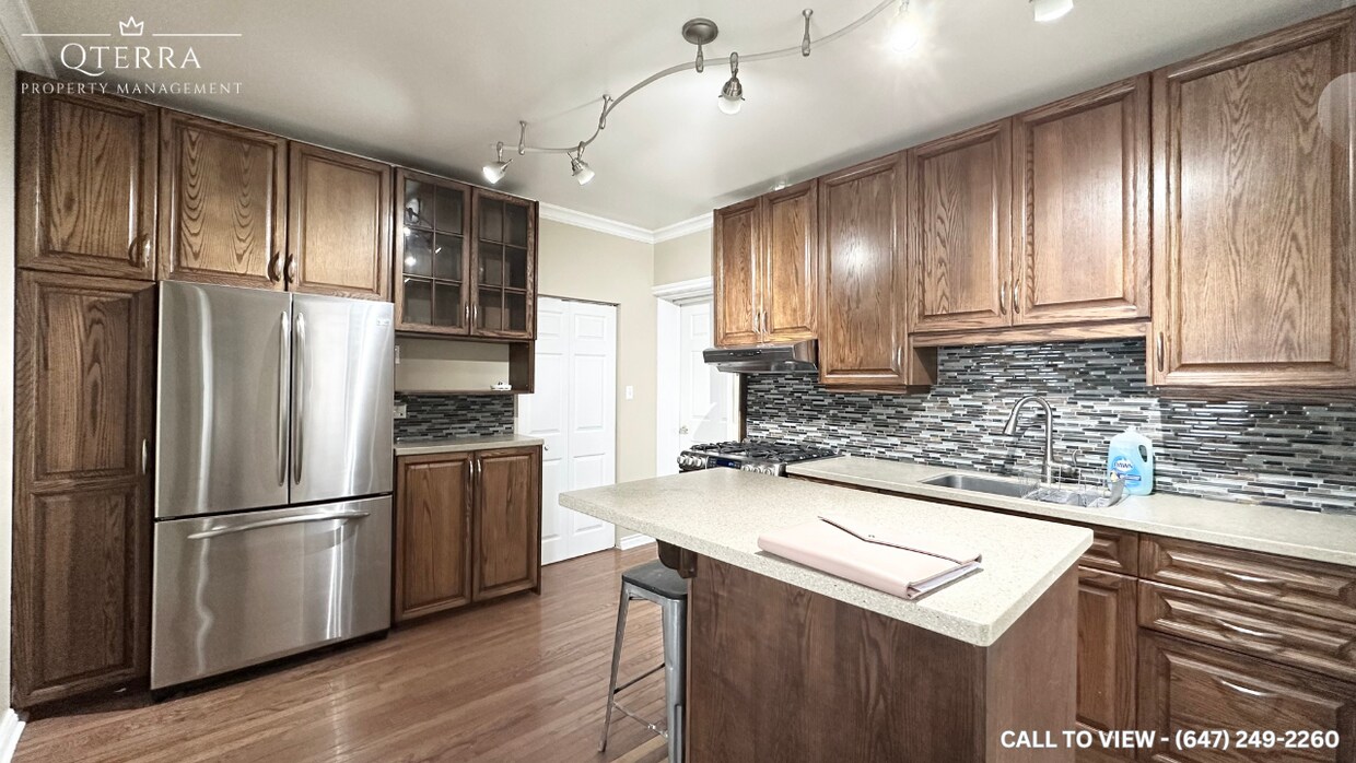 Primary Photo - 418 Rectory St