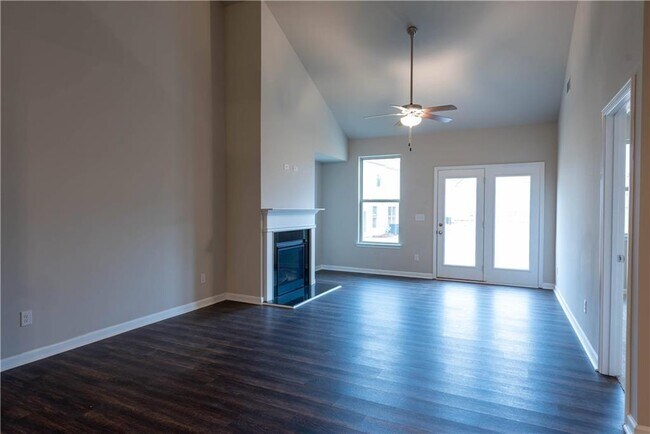 Foto del edificio - 3832 Prospect Point Dr