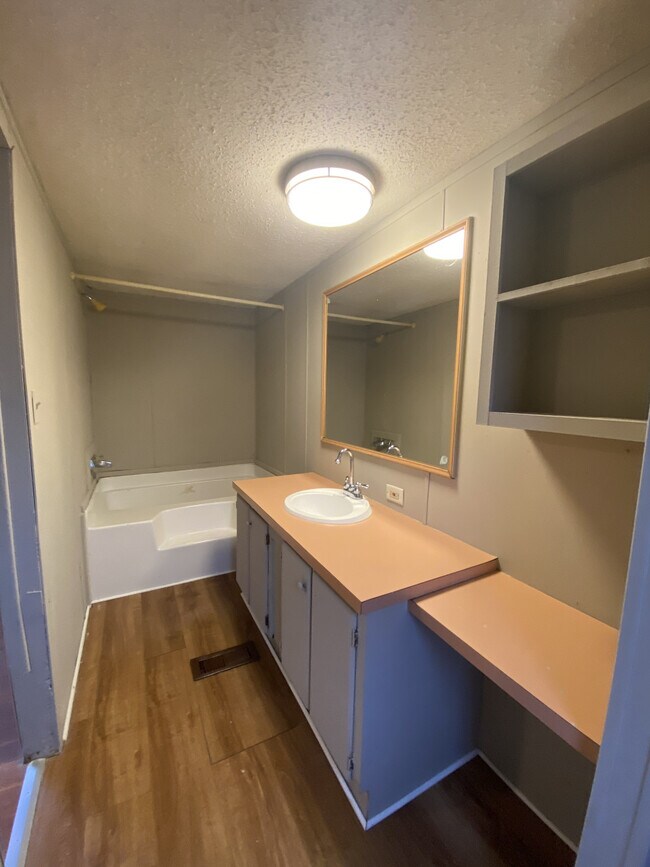 Foto del edificio - Mill Creek Properties