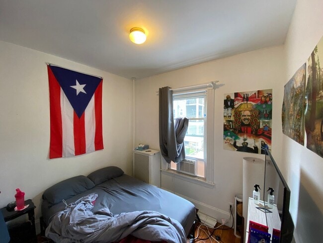 Building Photo - 14 Oswald St