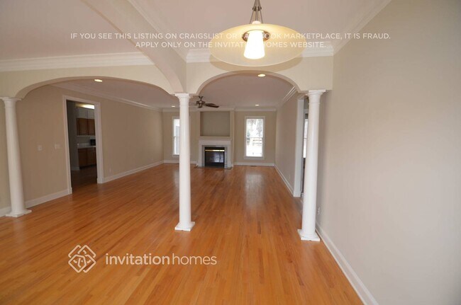 Building Photo - 19524 Coachmans Trace