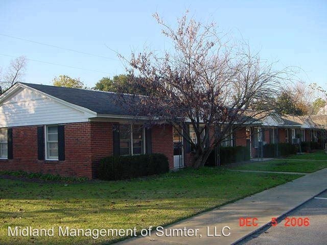 Primary Photo - 211 W Hampton Ave