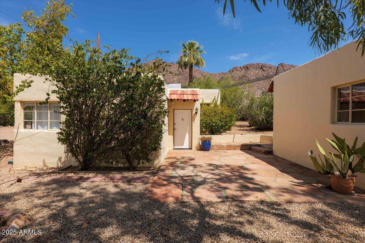 Foto principal - 5702 E Camelback Rd