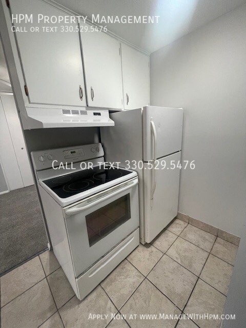 Foto del edificio - 20602 Lorain Rd