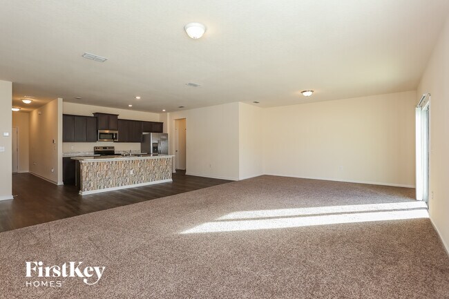 Foto del edificio - 8315 Cape Fox Dr