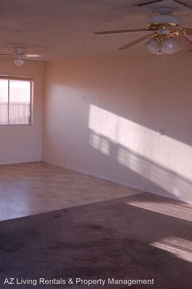 Building Photo - 2125 Injo Dr