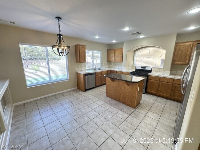 Foto del edificio - 10876 Fishers Island St