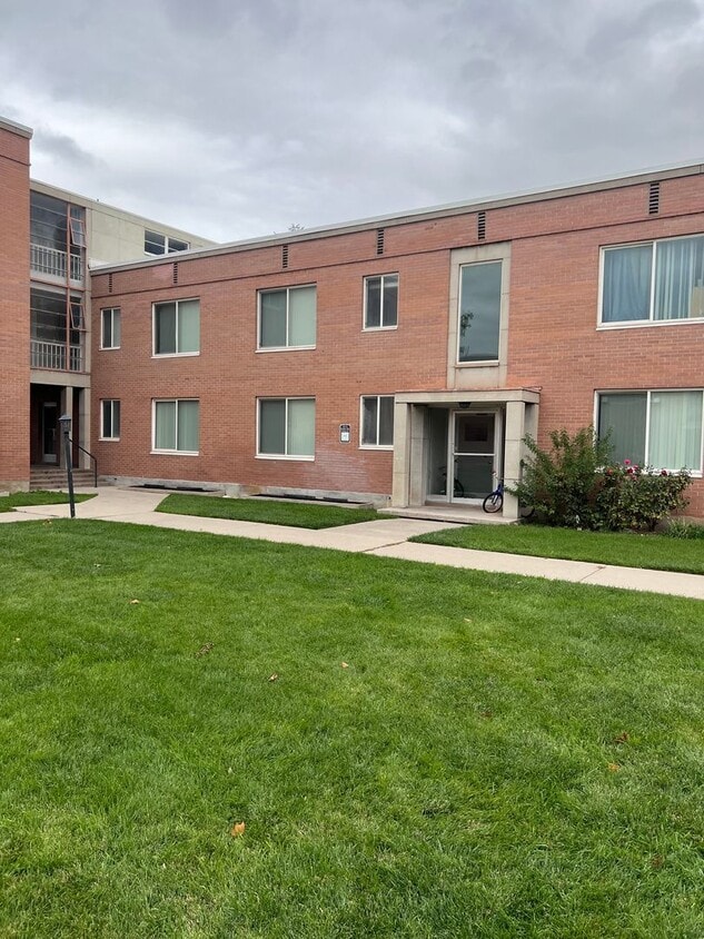 Primary Photo - 1 bed/1 bath