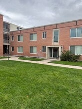 Building Photo - 80 S 900 E St