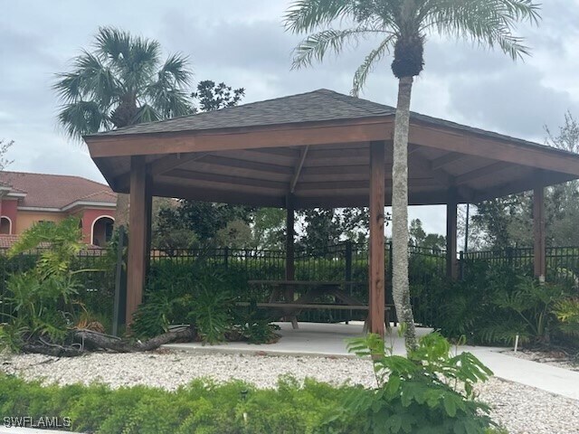 Foto del edificio - 13663 McGregor Village Dr