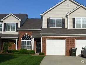 Building Photo - 11714 Stockdale Ct