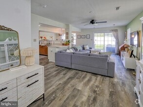 Building Photo - 108 Seabright Way