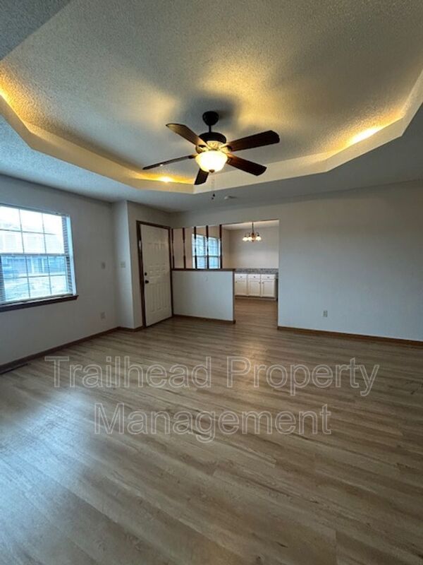 Foto del edificio - 701 SW 37th St Terrace