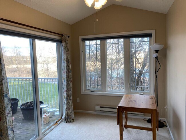 Foto del edificio - 5030 Archer Ln N