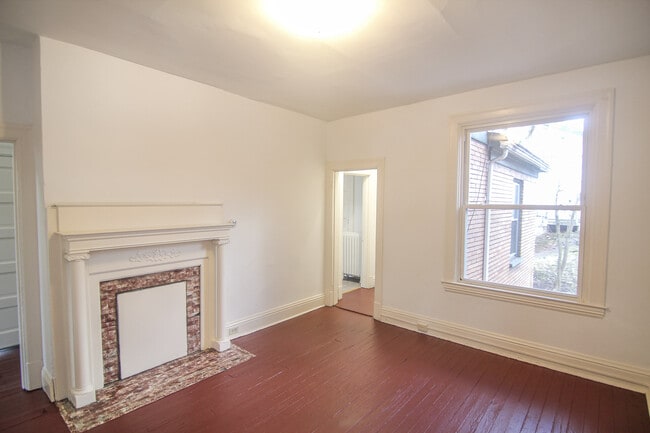 Building Photo - 299 West St