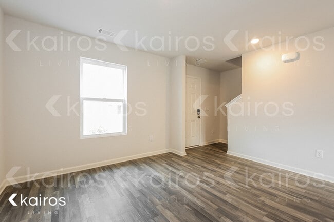 Foto del edificio - 845 VISTAMOUNT PATH