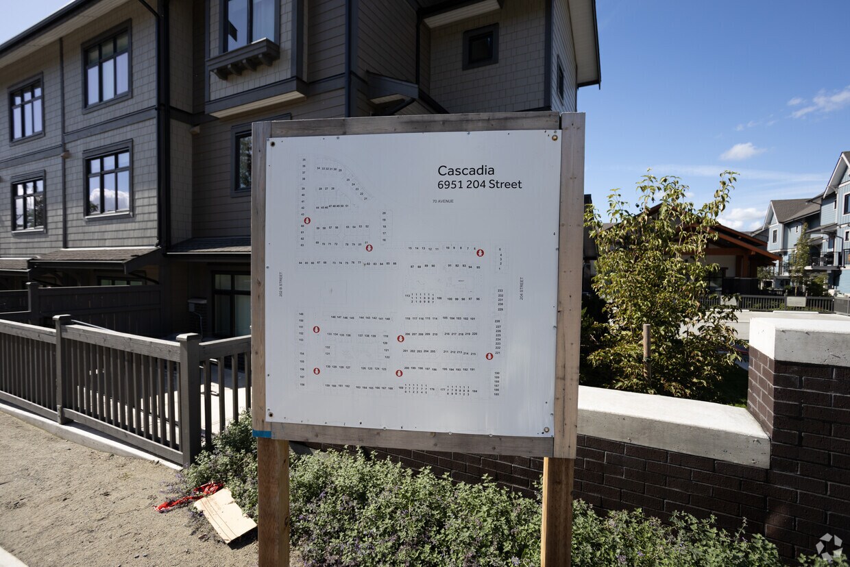 Building Photo - Cascadia